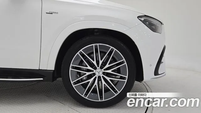 Mercedes-Benz GLE-Class — Фото автомобиля 5