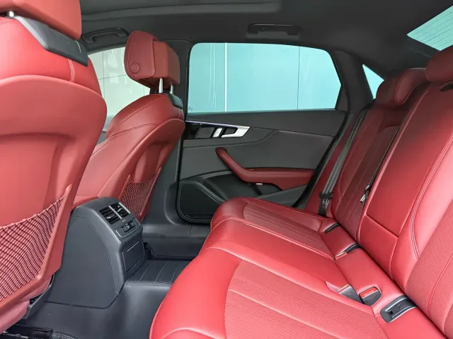 Audi A4L — Фото автомобиля 10