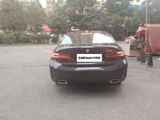 BMW 3 Series — Фото автомобиля 10