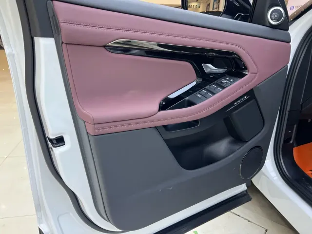 Land Rover Range Rover Evoque — Фото автомобиля 8