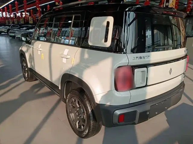 Baojun Yep Plus — Фото автомобиля 4
