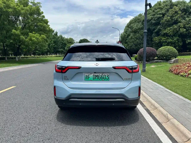 Nio ES6 — Фото автомобиля 5