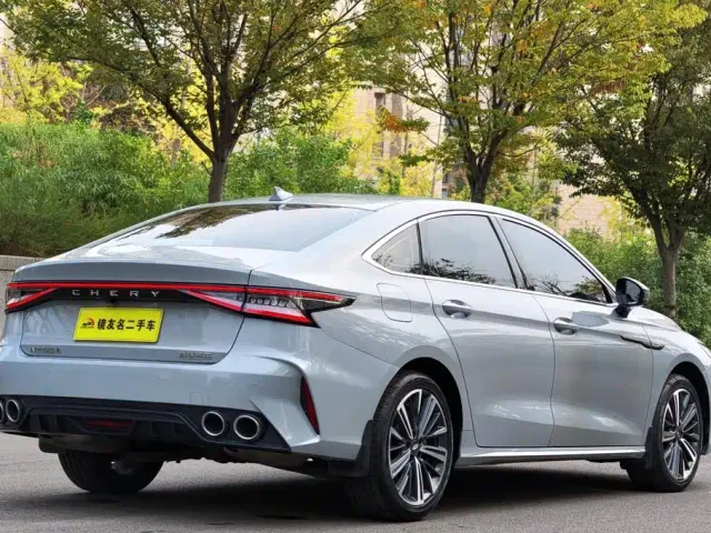 Chery Arrizo 8 — Фото автомобиля 4