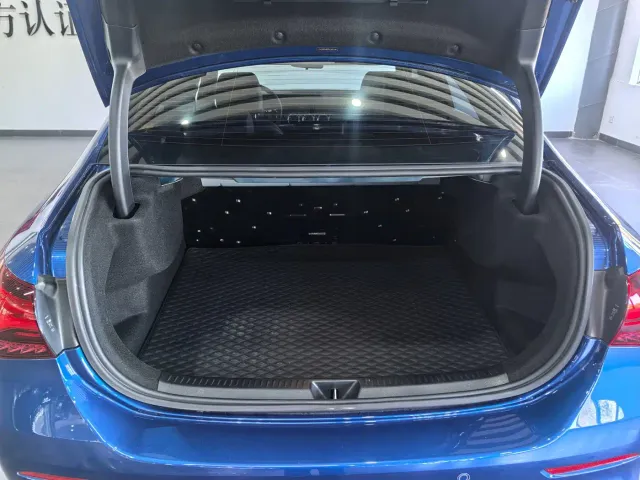 Mercedes-Benz A-Class — Фото автомобиля 7