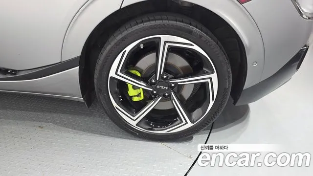Kia EV6 — Фото автомобиля 19