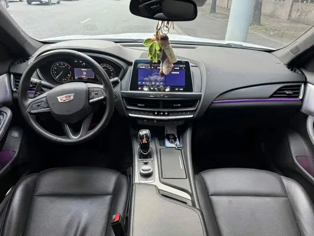 Cadillac CT5 — Фото автомобиля 6