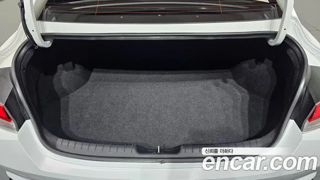 Hyundai Avante CN7 — Фото автомобиля 29