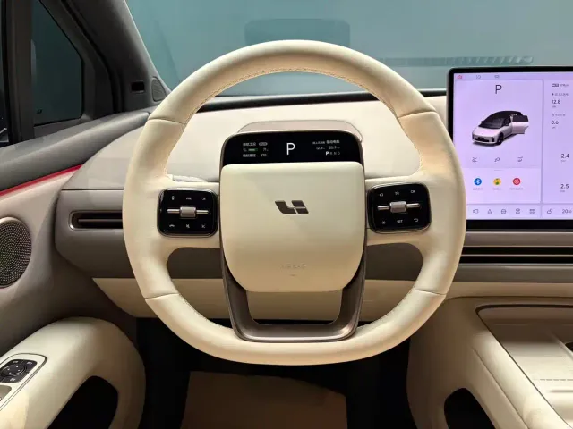 Li Auto i6 — Фото автомобиля 7