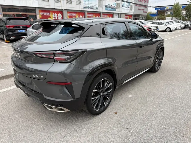 Changan UNI-T — Фото автомобиля 3