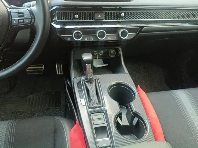 Honda Civic — Фото автомобиля 16