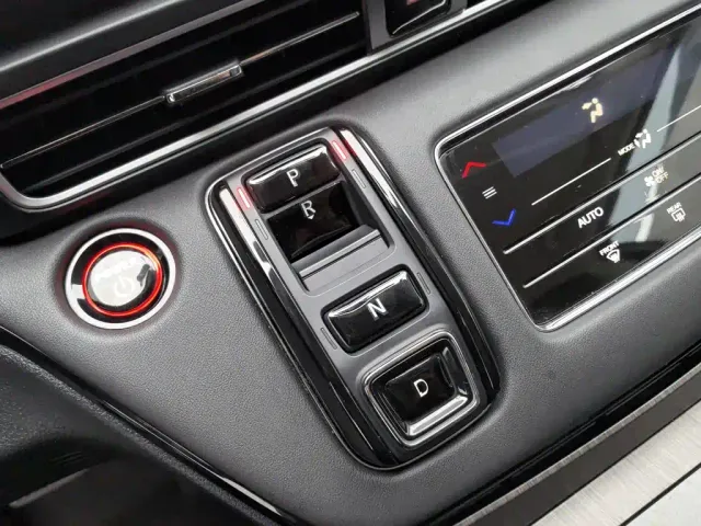 Honda Odyssey — Фото автомобиля 13