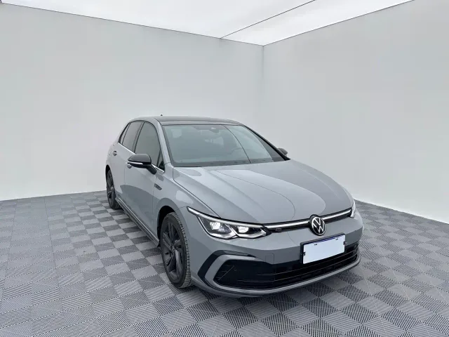 Volkswagen Golf — Фото автомобиля 3