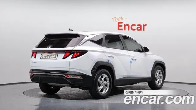 Hyundai Tucson Tucson (NX4) Бензин 1.6 турбо 2WD — Фото автомобиля 2