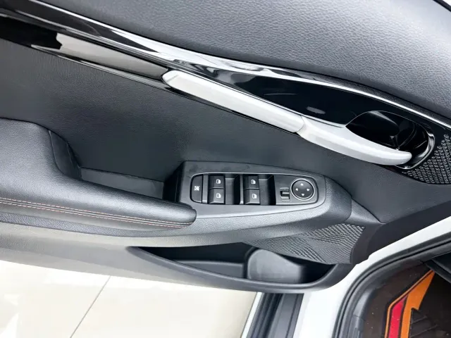 Kia Seltos — Фото автомобиля 13