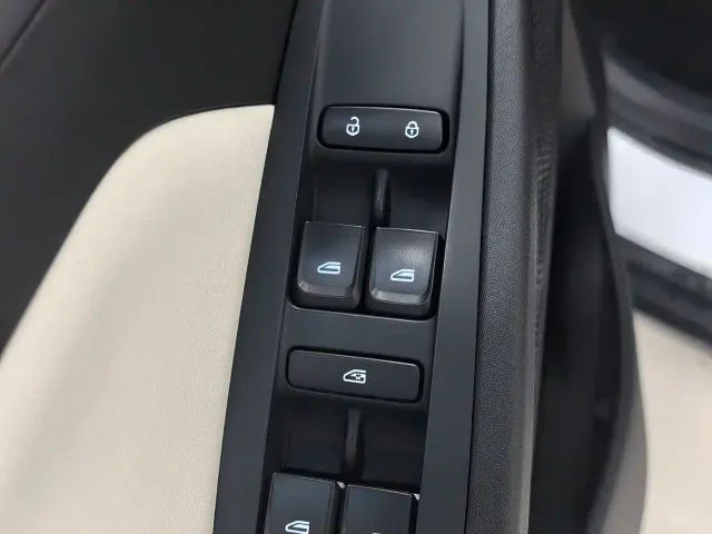 Geely Geometry E Firefly — Фото автомобиля 12