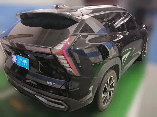 Geely Boyue L — Фото автомобиля 2
