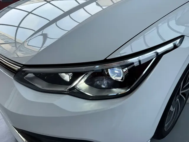 Volkswagen Golf — Фото автомобиля 13