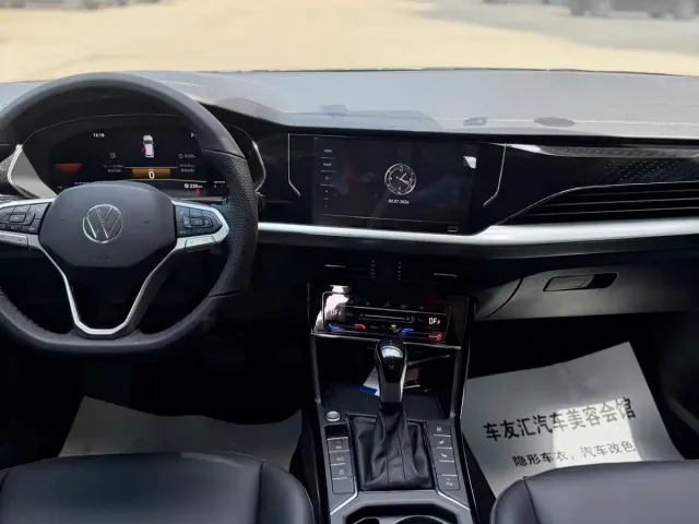 Volkswagen Passat — Фото автомобиля 23