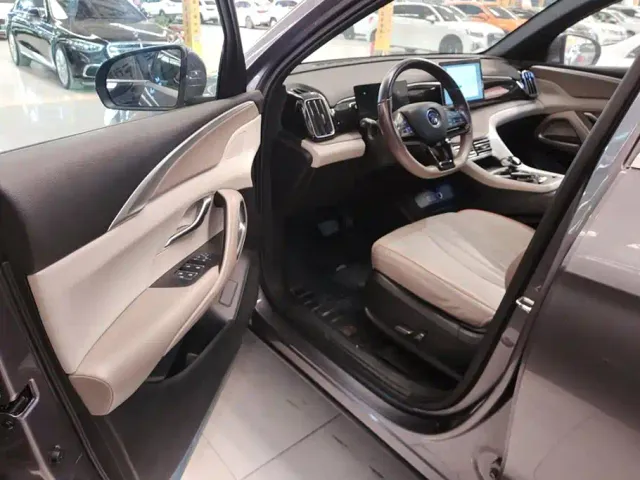 BYD Song Pro — Фото автомобиля 9