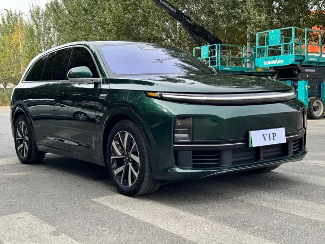 Li Auto L7 — Фото автомобиля 3