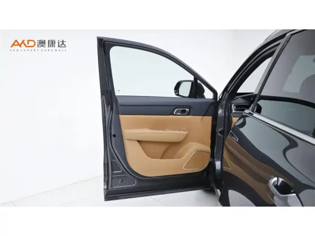Li Auto ONE — Фото автомобиля 11