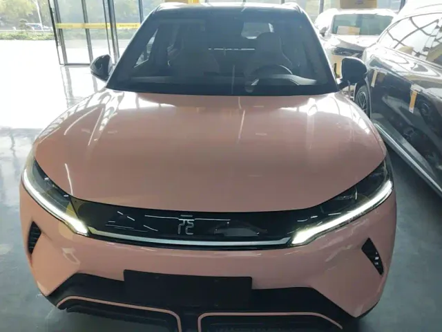 BYD Yuan UP — Фото автомобиля 2