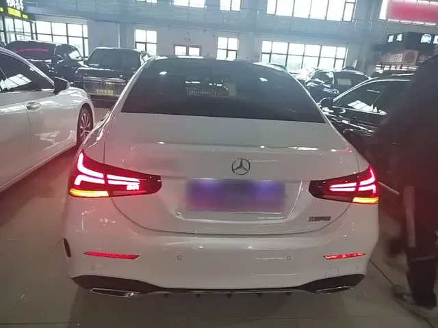 Mercedes-Benz A-Class — Фото автомобиля 5
