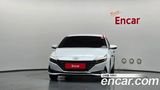 Hyundai AVANTE Avante (CN7) 1.6 LPi (Для проката) — Фото автомобиля 3