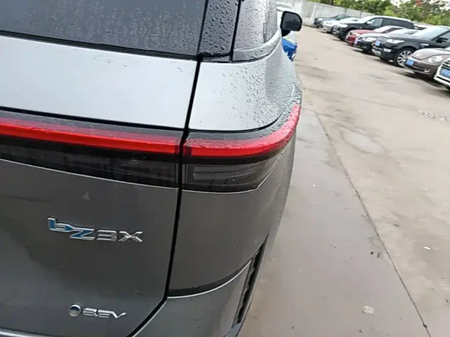 Toyota BoZhi 3X — Фото автомобиля 7