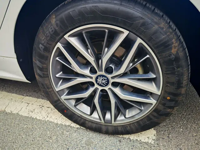 BYD Qin PLUS — Фото автомобиля 12