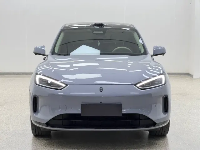 Aito M5 — Фото автомобиля 2