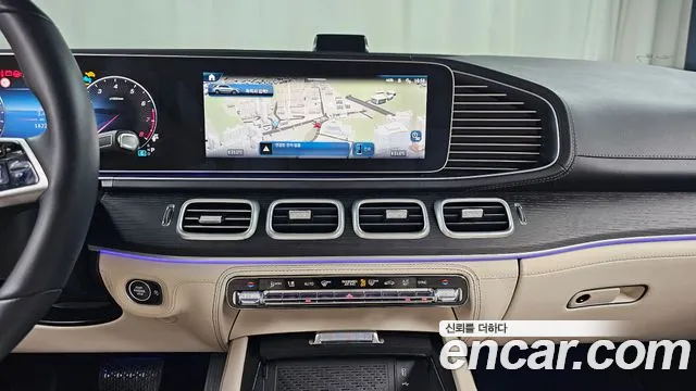 Mercedes-Benz GLE-Class — Фото автомобиля 15
