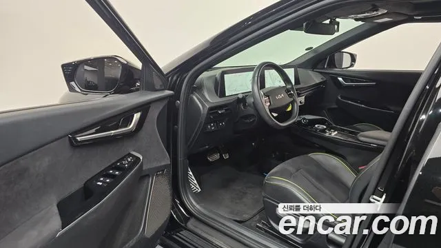 Kia EV6 — Фото автомобиля 9