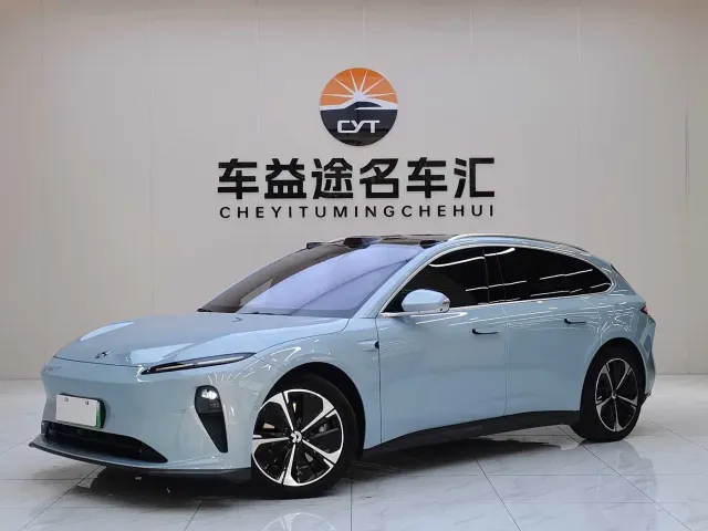 Фотография автомобиля — Nio ET5 Touring