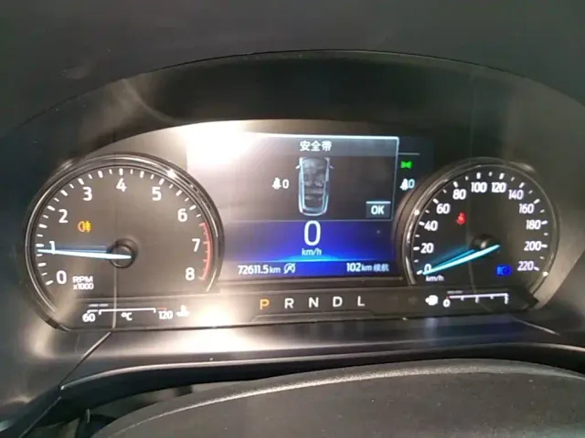 Ford Escape — Фото автомобиля 11
