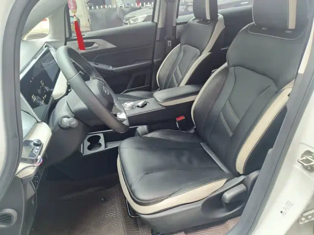 Geely Geometry E Firefly — Фото автомобиля 14
