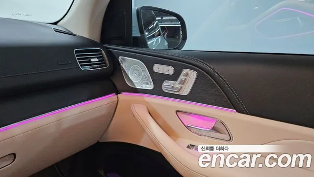 Mercedes-Benz GLE-Class — Фото автомобиля 13