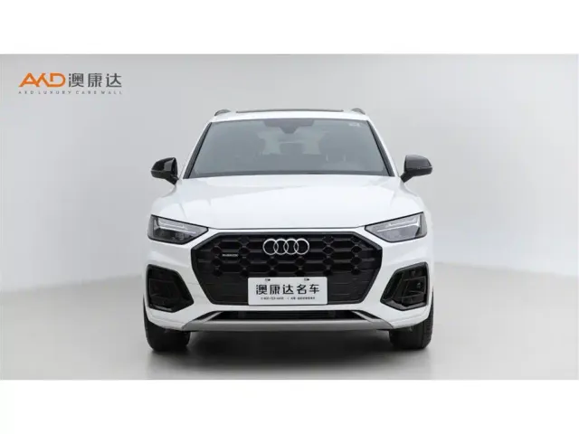 Audi Q5L — Фото автомобиля 2