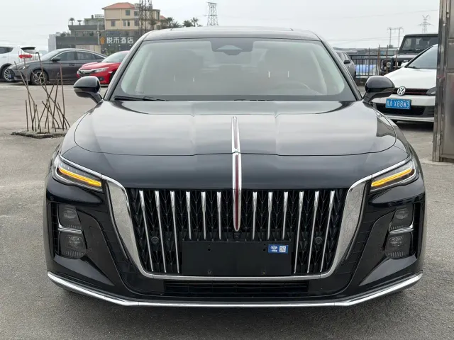 Hongqi H5 — Фото автомобиля 2