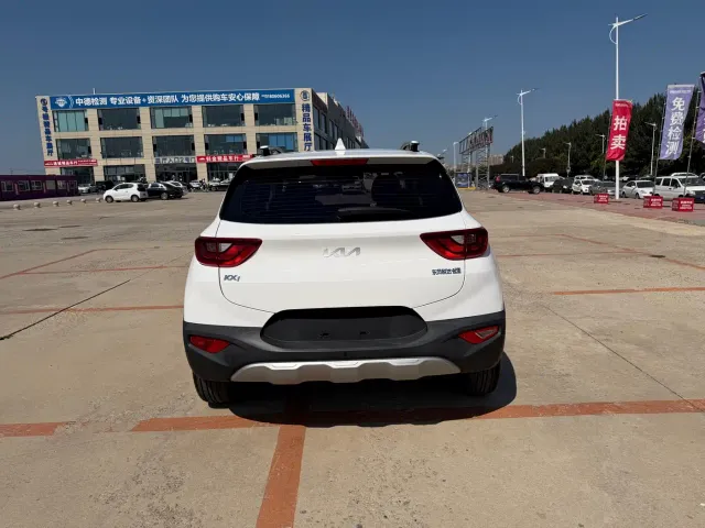 Kia KX1 — Фото автомобиля 5