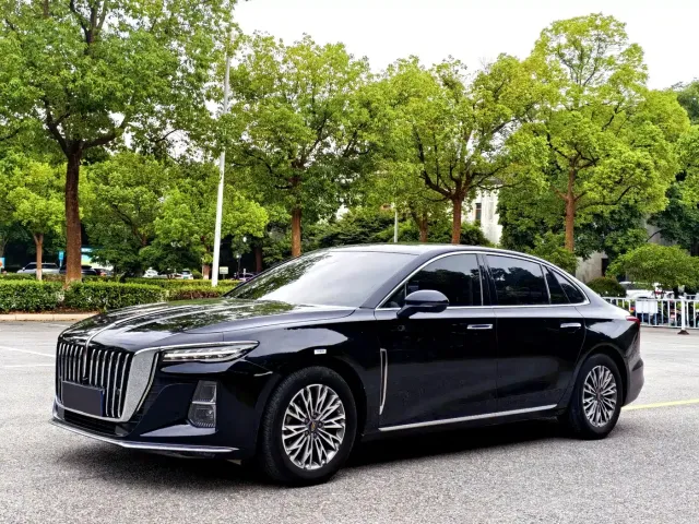 Фотография автомобиля — Hongqi H5