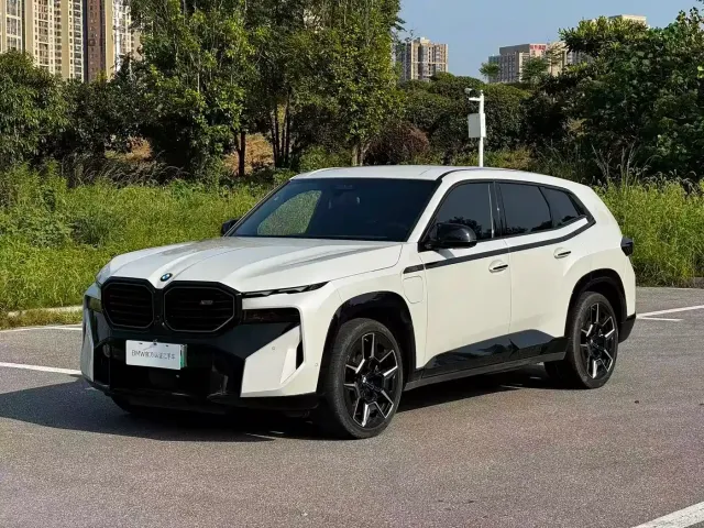 Фотография автомобиля — BMW XM