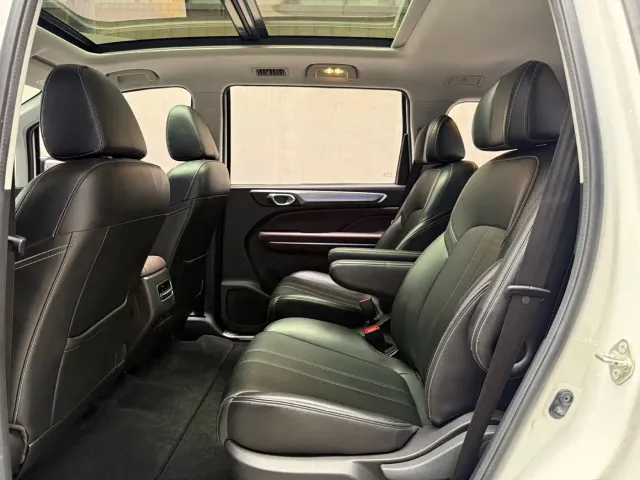 GAC Trumpchi M6 — Фото автомобиля 10