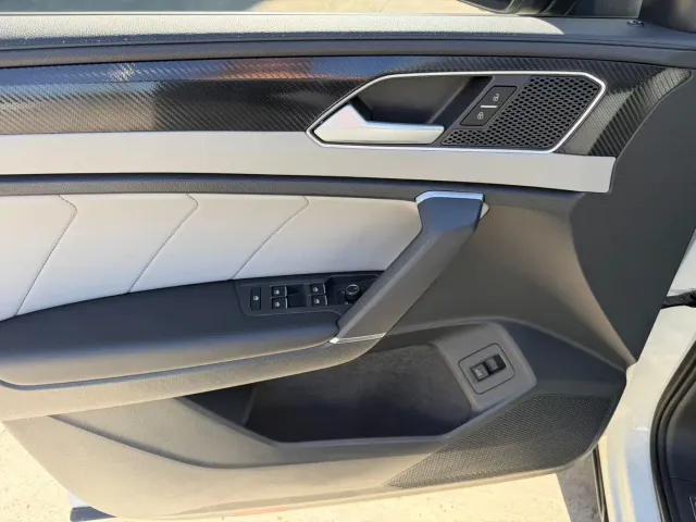 Volkswagen Tayron 2023 280TSI 2WD Luxury Plus Advanced Edition — Фото автомобиля 9