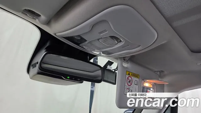 Jeep Renegade — Фото автомобиля 30