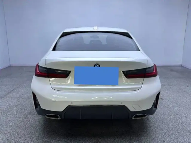 BMW 3 Series — Фото автомобиля 15