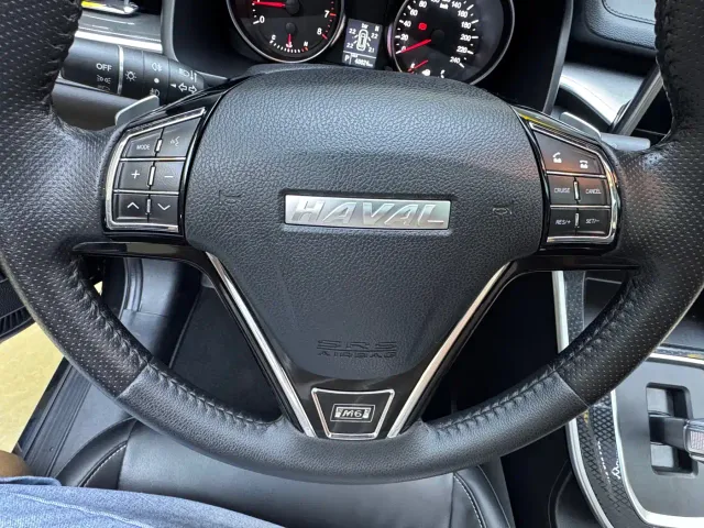 Haval M6 — Фото автомобиля 15