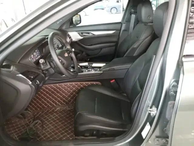 Cadillac CT5 — Фото автомобиля 14