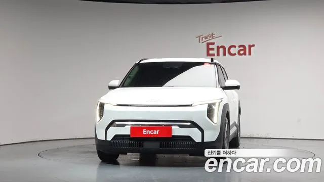 Kia EV3 — Фото автомобиля 3