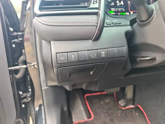 Toyota Camry — Фото автомобиля 6